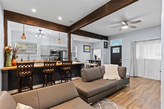 234 W MAGNOLIA STREET, Apopka, FL 32703