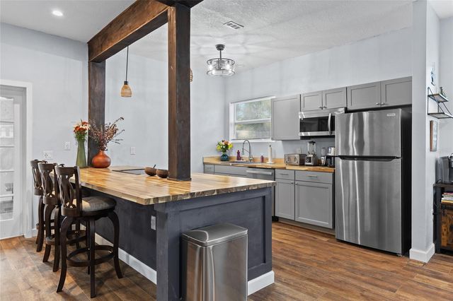 234 W MAGNOLIA STREET, Apopka, FL 32703