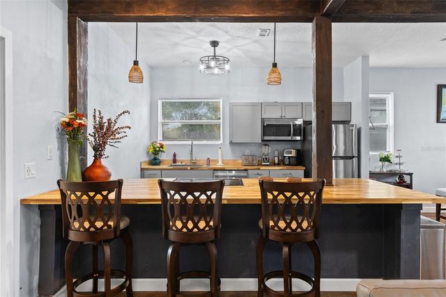 234 W MAGNOLIA STREET, Apopka, FL 32703