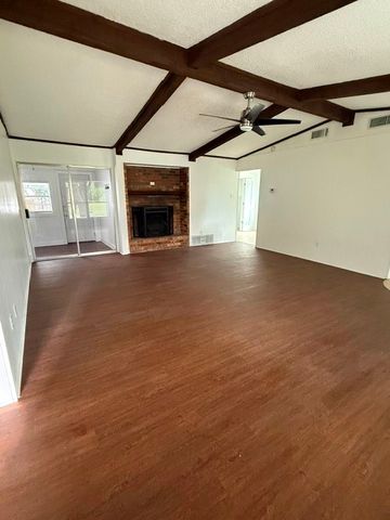 9189 Meadowcrest Street, Frisco, TX 75033