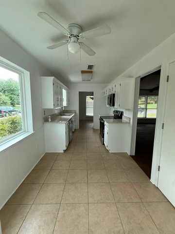 9189 Meadowcrest Street, Frisco, TX 75033