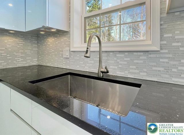 136 Kimberly Drive, Blakeslee, PA 18610