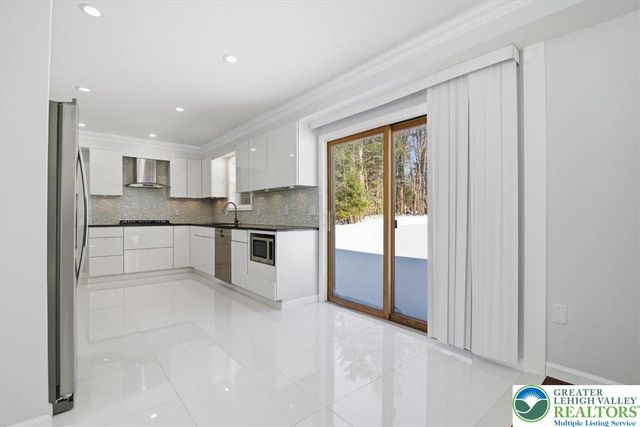 136 Kimberly Drive, Blakeslee, PA 18610