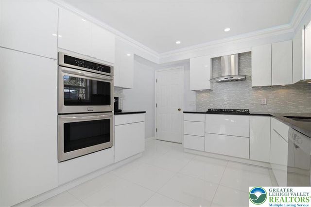 136 Kimberly Drive, Blakeslee, PA 18610