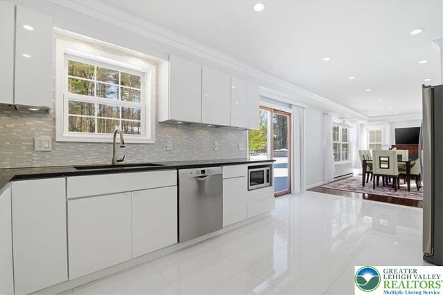 136 Kimberly Drive, Blakeslee, PA 18610