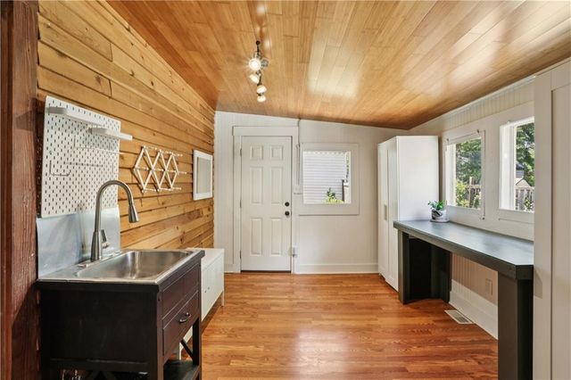1759 Thompson Avenue, East Point, GA 30344