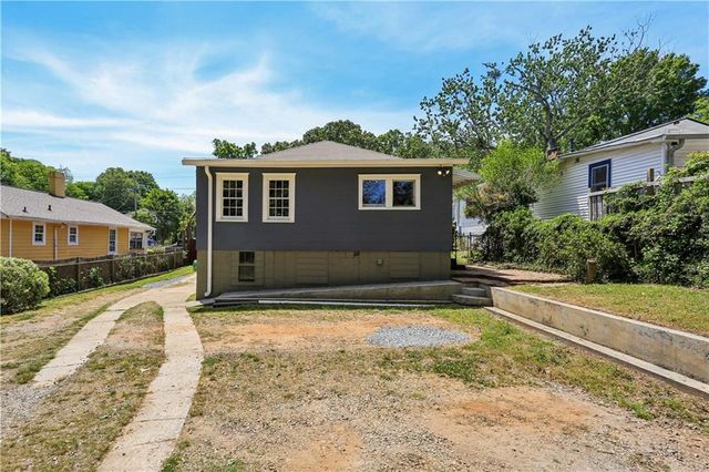1759 Thompson Avenue, East Point, GA 30344