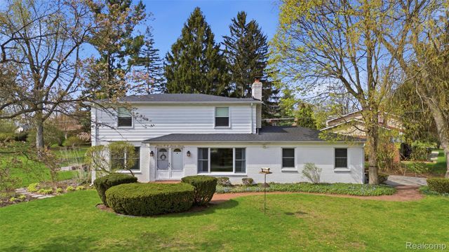 30033 Beacontree Street, Farmington Hills, MI 48331