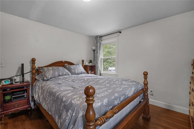 10 Bigelow Road, Johnston, RI 02919