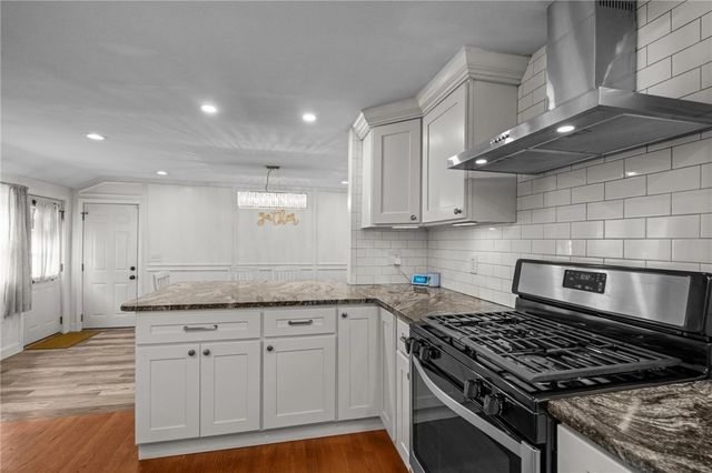 10 Bigelow Road, Johnston, RI 02919