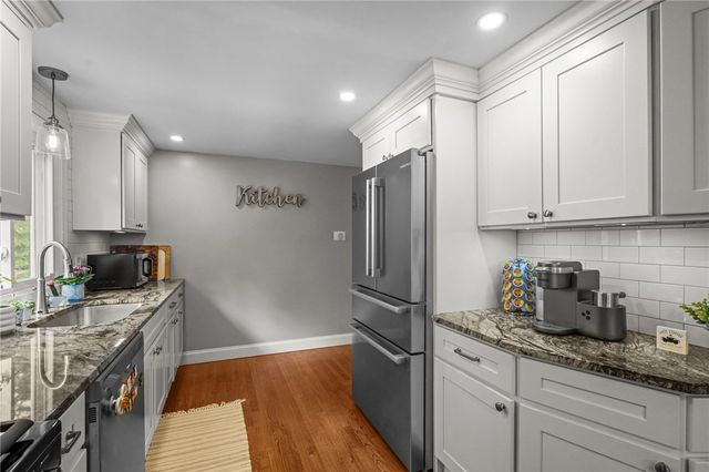 10 Bigelow Road, Johnston, RI 02919