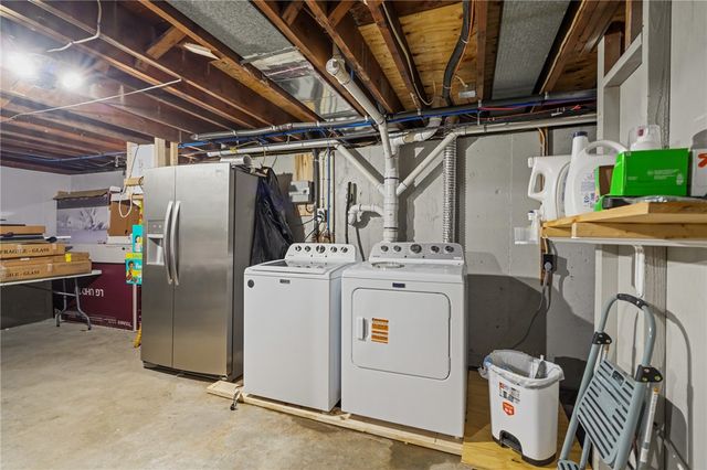 10 Bigelow Road, Johnston, RI 02919