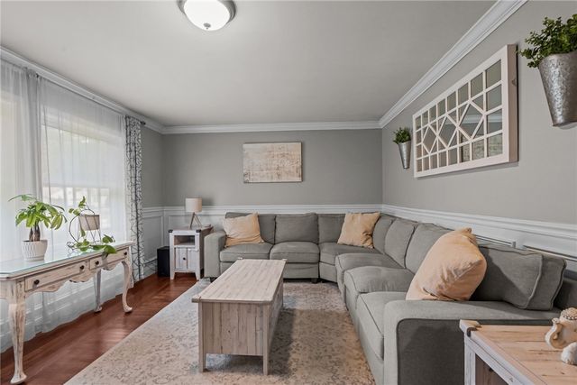 10 Bigelow Road, Johnston, RI 02919
