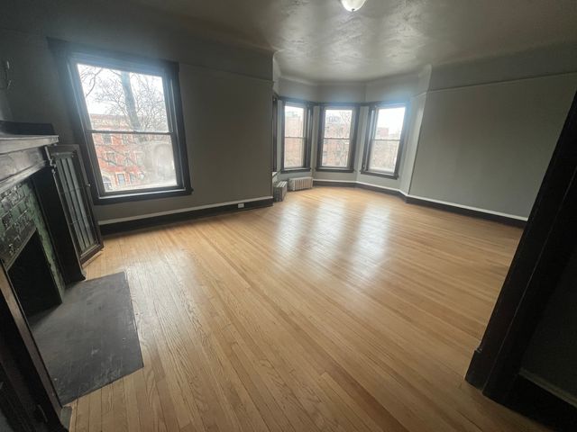 4958 S Michigan Avenue 3S, Chicago, IL 60615