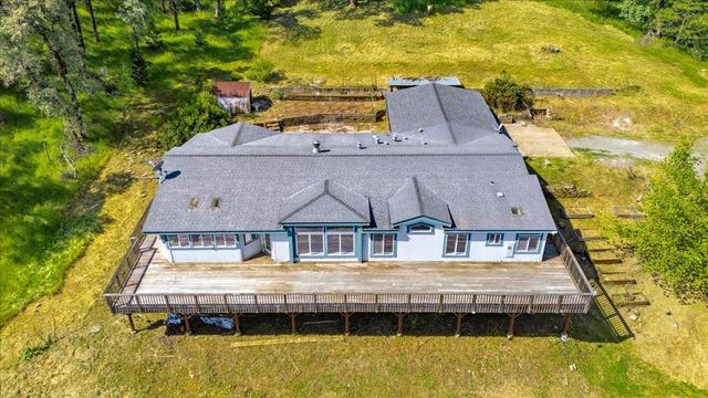 18060 Dog Bar Rd, Grass Valley, CA 95949