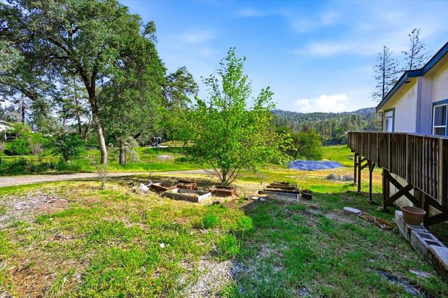 18060 Dog Bar Rd, Grass Valley, CA 95949