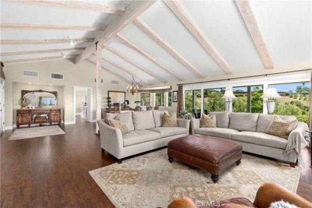 3237 Canonita Drive, Fallbrook, CA 92028