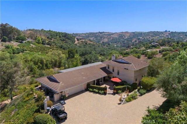3237 Canonita Drive, Fallbrook, CA 92028