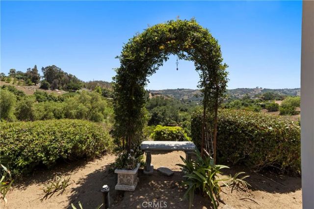 3237 Canonita Drive, Fallbrook, CA 92028