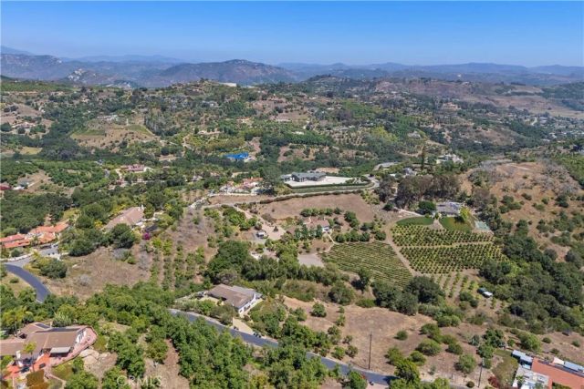 3237 Canonita Drive, Fallbrook, CA 92028