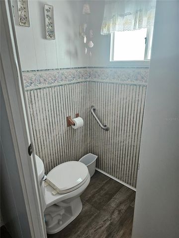 110 ROMA ROAD, Venice, FL 34285