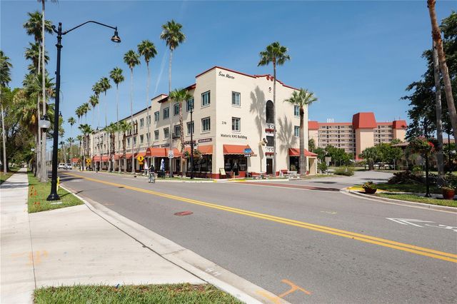 110 ROMA ROAD, Venice, FL 34285