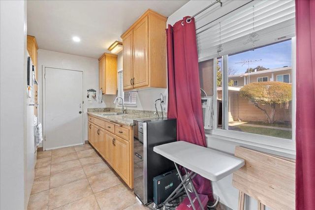 1487 Homestead Road, Santa Clara, CA 95050