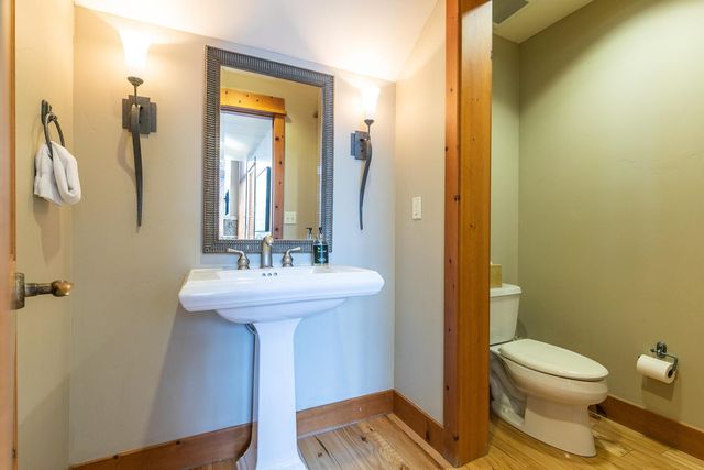 12463 Lookout Loop F1703, Truckee, CA 96161