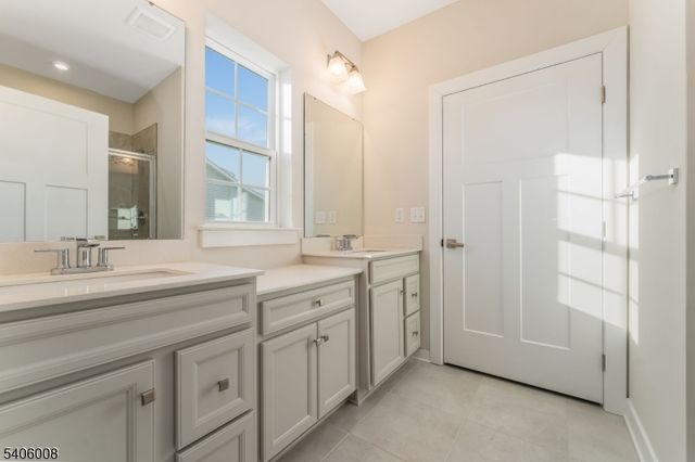 58 Redwood Run, Mansfield Twp., NJ 07865