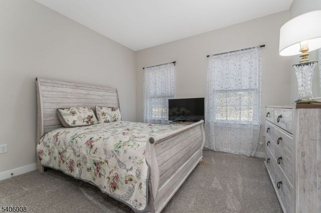 58 Redwood Run, Mansfield Twp., NJ 07865