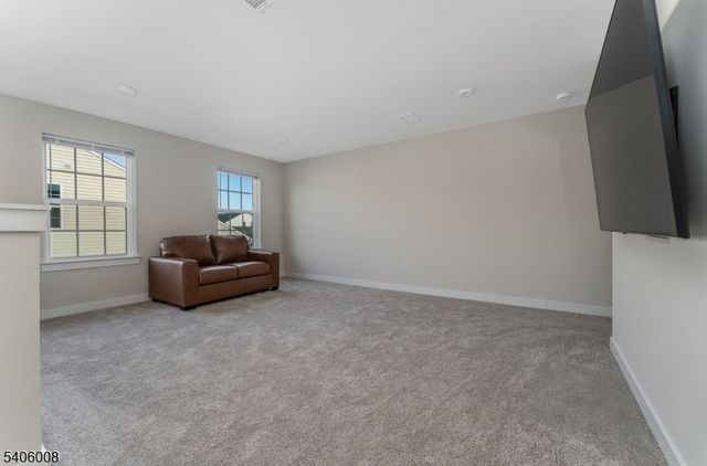 58 Redwood Run, Mansfield Twp., NJ 07865