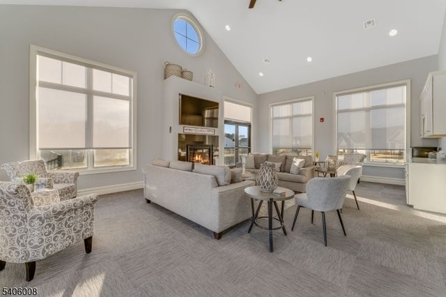 58 Redwood Run, Mansfield Twp., NJ 07865