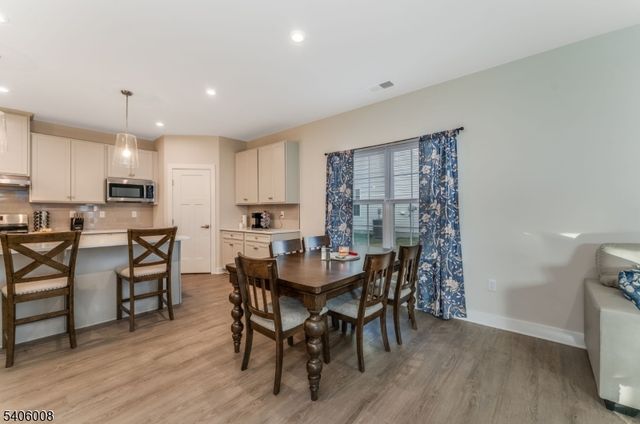 58 Redwood Run, Mansfield Twp., NJ 07865