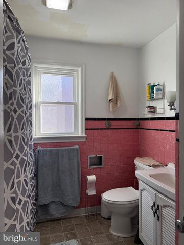 685 COLONIAL AVE, York, PA 17403