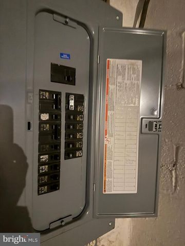 685 COLONIAL AVE, York, PA 17403