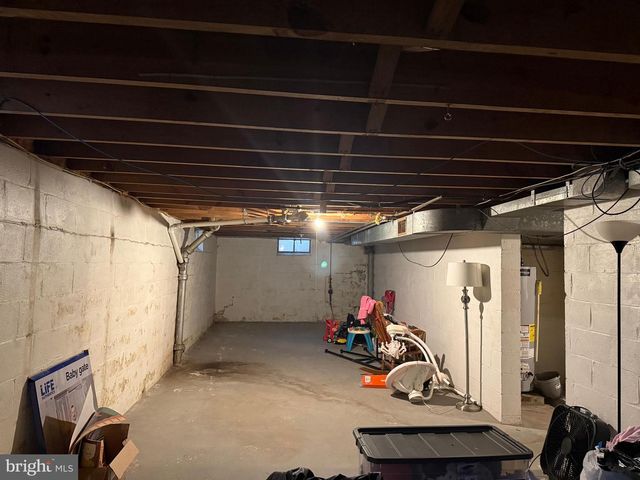 685 COLONIAL AVE, York, PA 17403