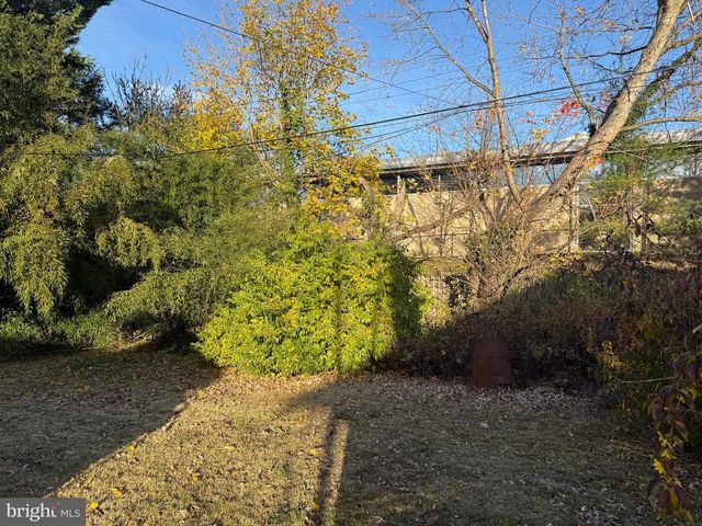 685 COLONIAL AVE, York, PA 17403