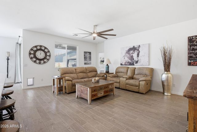 3246 E PINEAPPLE Road, San Tan Valley, AZ 85143