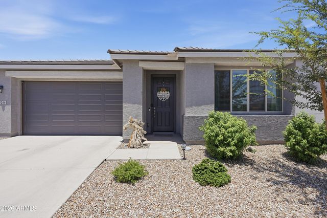 3246 E PINEAPPLE Road, San Tan Valley, AZ 85143