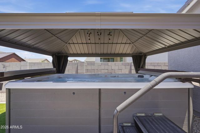 3246 E PINEAPPLE Road, San Tan Valley, AZ 85143
