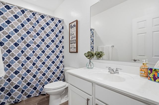 3246 E PINEAPPLE Road, San Tan Valley, AZ 85143