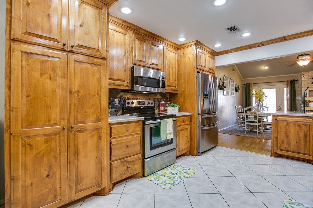 Image 8 of property listing at 3118 Palo Duro Dr, San Angelo, TX 76904