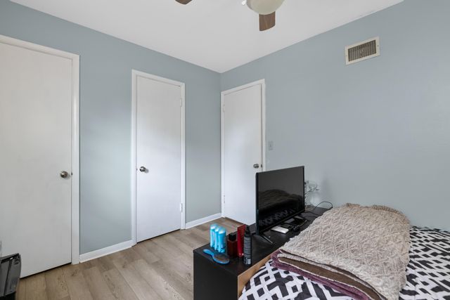 1420 E Amsden Ln, Wichita, KS 67216