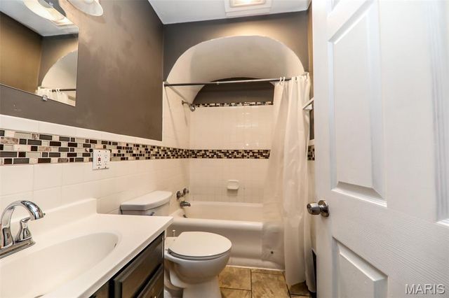 1411 N Church Street, Belleville, IL 62221