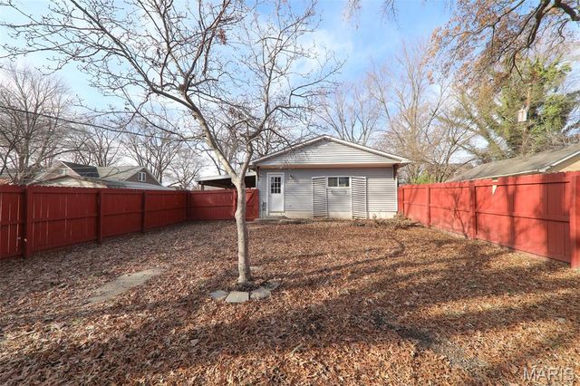 1411 N Church Street, Belleville, IL 62221