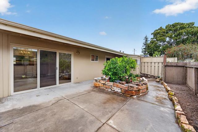 288 Hacienda Carmel, Carmel, CA 93923