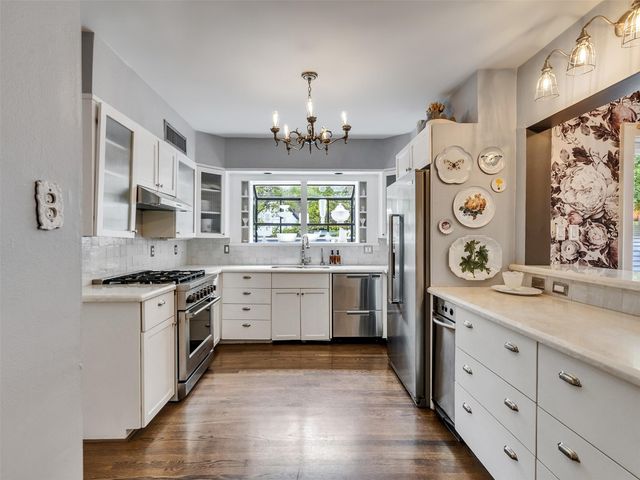 1836 Wroxton Road, Houston, TX 77005