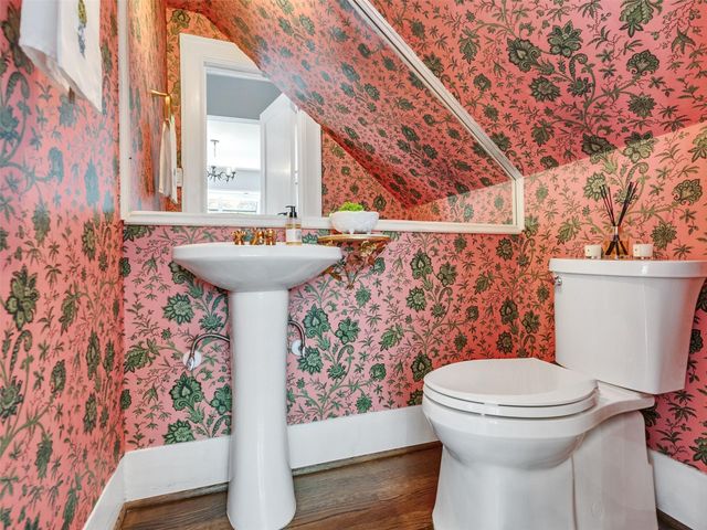 1836 Wroxton Road, Houston, TX 77005