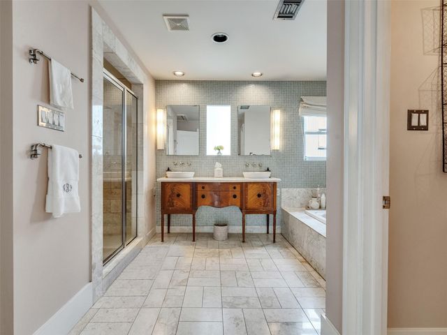 1836 Wroxton Road, Houston, TX 77005