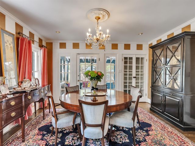 1836 Wroxton Road, Houston, TX 77005